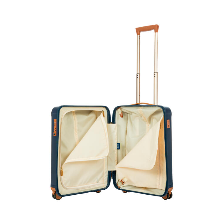 Чемодан дорожный Чемодан дорожный