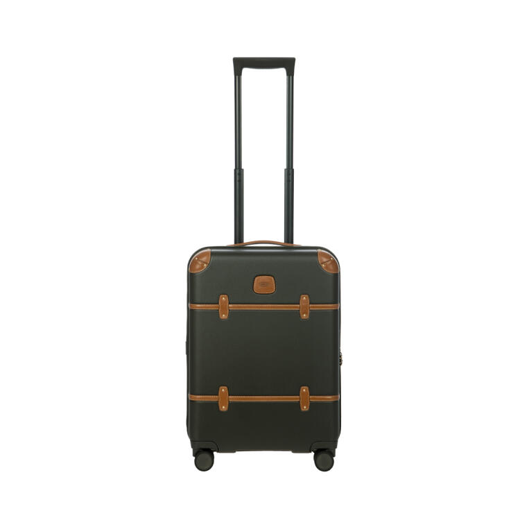 Чемодан дорожный